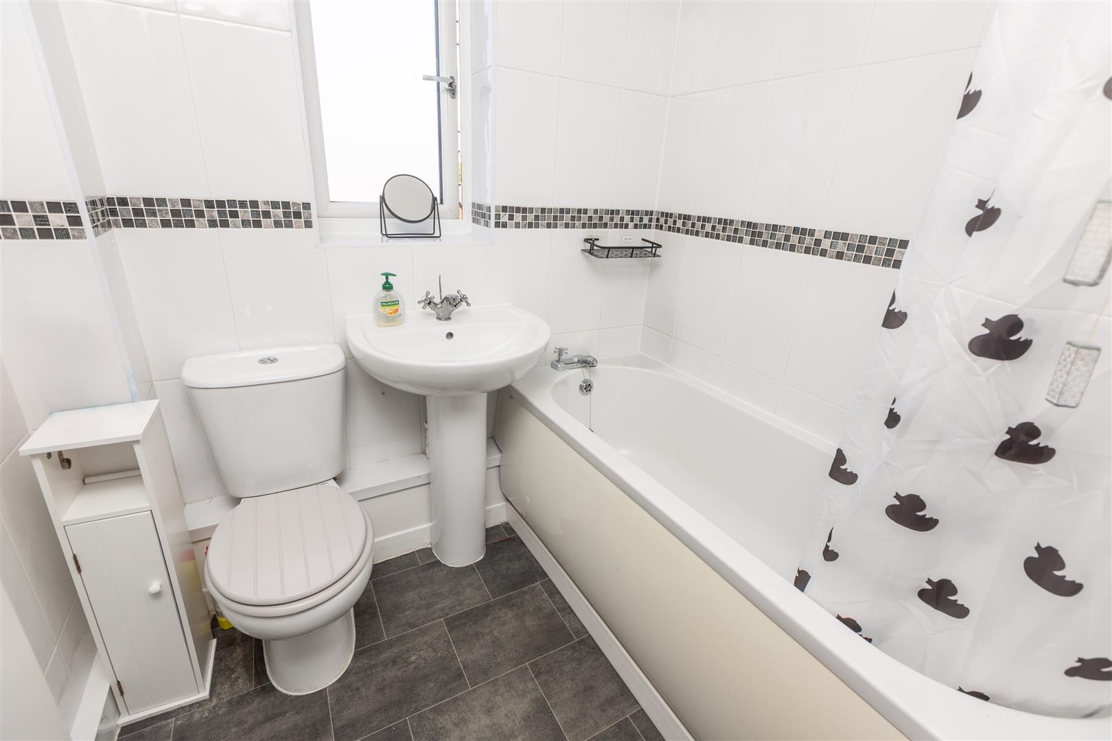 Clos Y Gelli, Llanelli, SA14 9BB